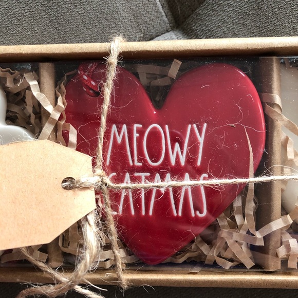 NIB Cat Holiday Ornaments 🐈 Rae Dunn - Picture 4 of 6